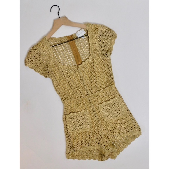 ALICE MCCALL Hot Like Fire Playsuit in Metallic Gold Romper Crochet Knit ~ 0 - Picture 3 of 15